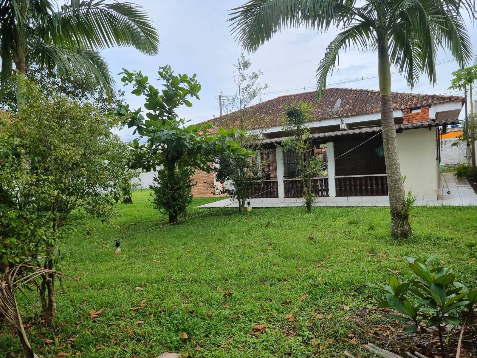 #97 - Casa para Venda em Paranaguá - PR